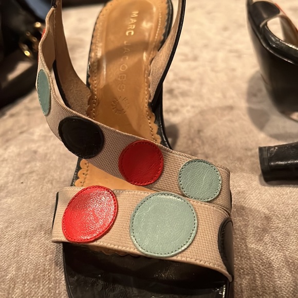 🎈🎈Adorable! Marc Jacobs size 5 sling back sandals polka dots - unique 🎈🎈 - Picture 4 of 9